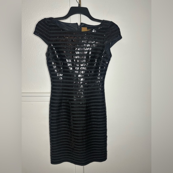 Ali Ro Black Sequin Mini Dress size 4 - Picture 1 of 7